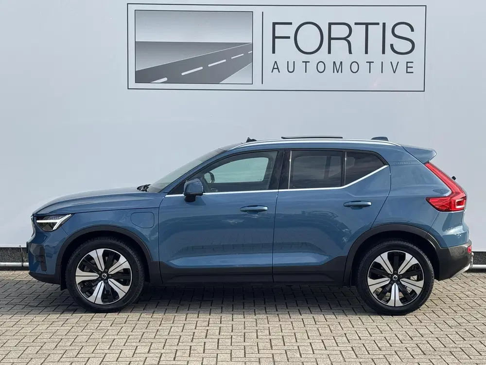 Volvo XC40 1.5 T4 Plug-in hybrid Ultimate Bright NL-A uit 2022, foto 9