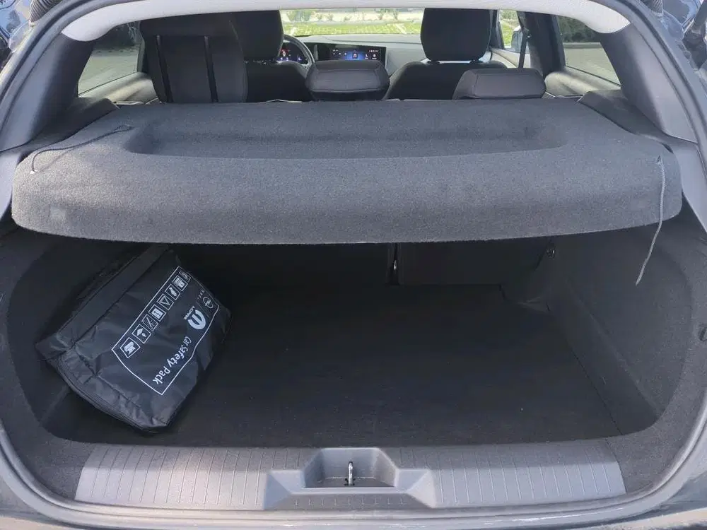 Opel Astra 1.2 Business Edition NL-AUTO uit 2023, foto 11