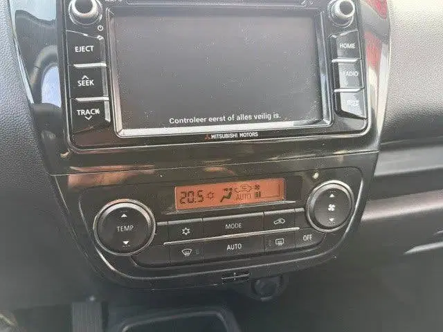 Mitsubishi Space Star 1.2 MIVEC 80PK ClearTec AS&G CVT Advan uit 2019, foto 12