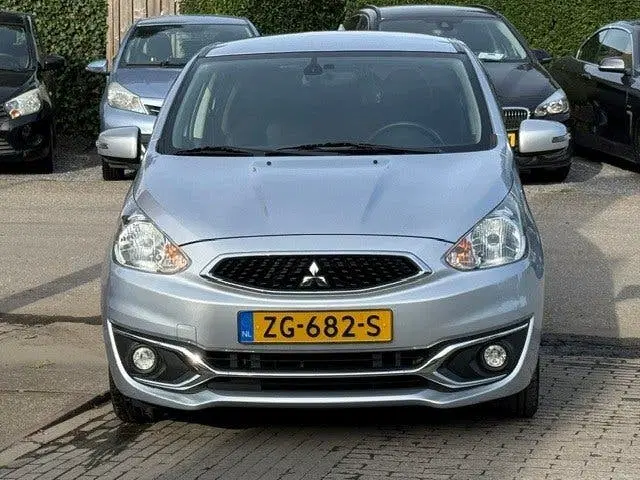Mitsubishi Space Star 1.2 MIVEC 80PK ClearTec AS&G CVT Advan uit 2019, foto 3
