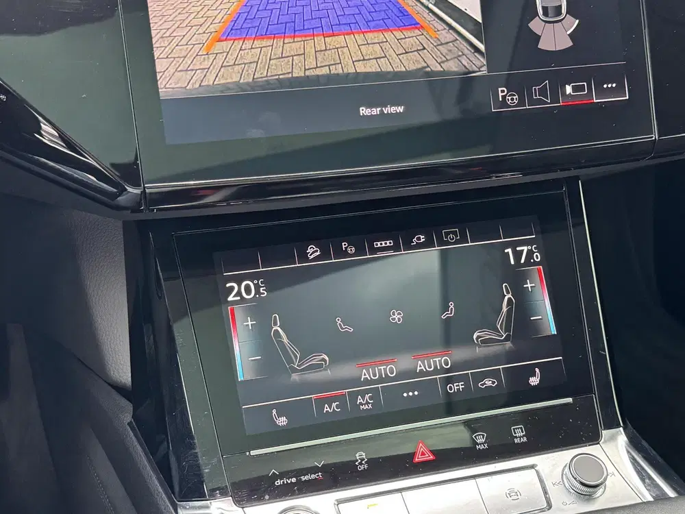 Audi e-tron 55 quattro Business edition Plus 95 kW uit 2021, foto 15