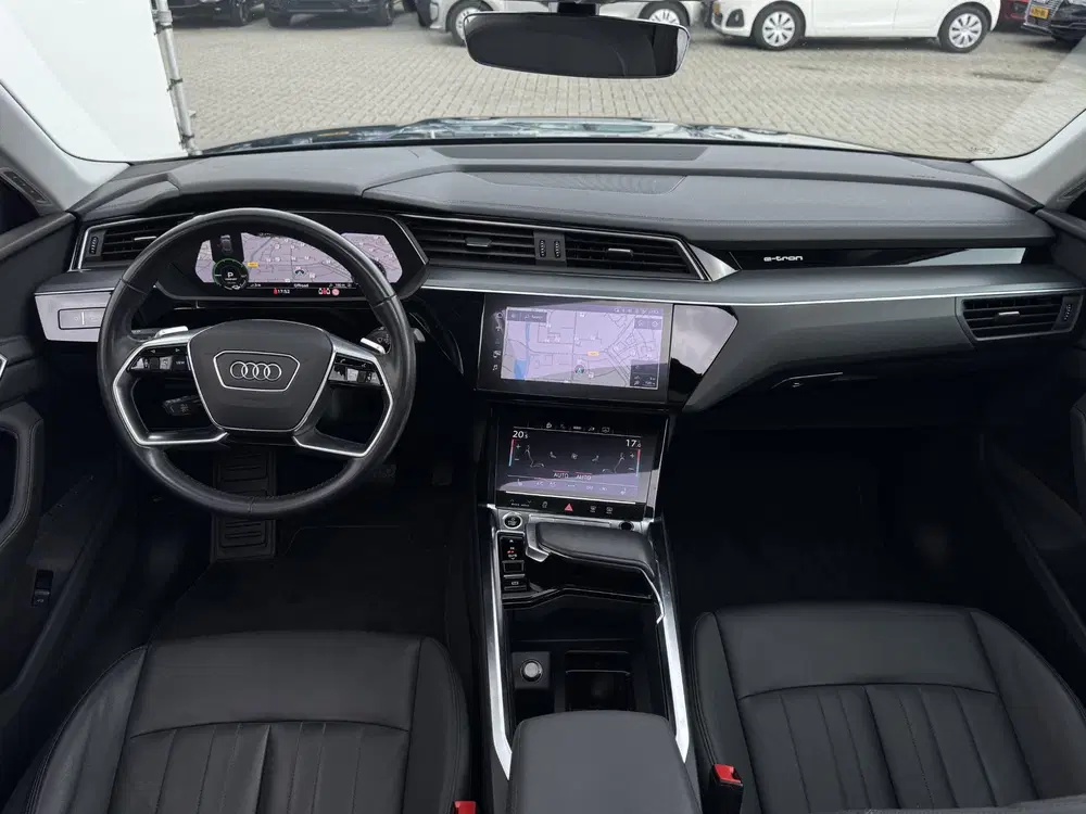 Audi e-tron 55 quattro Business edition Plus 95 kW uit 2021, foto 6