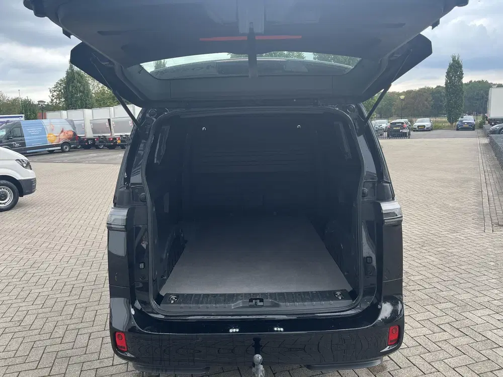 Volkswagen ID. Buzz ID. Buzz Cargo 204PK uit 2023, foto 4