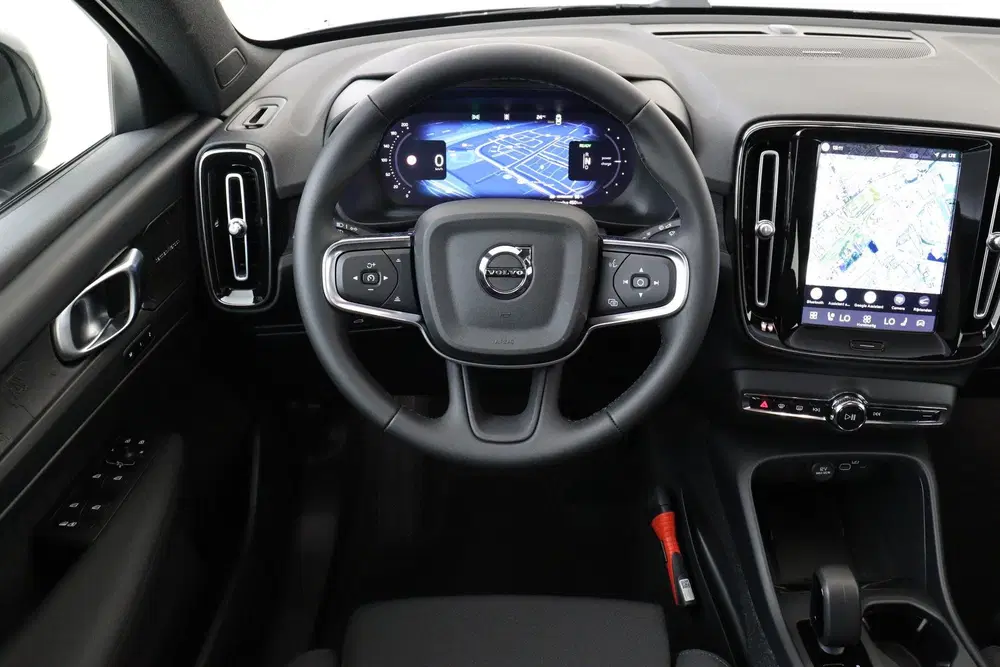 Volvo EC40 SINGLE MOTOR PLUS EUROPA 70 kWh -PANO.DAK uit 2026, foto 2