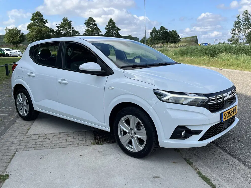 Dacia Sandero 1.0 TCe 90 Expression uit 2023, foto 10