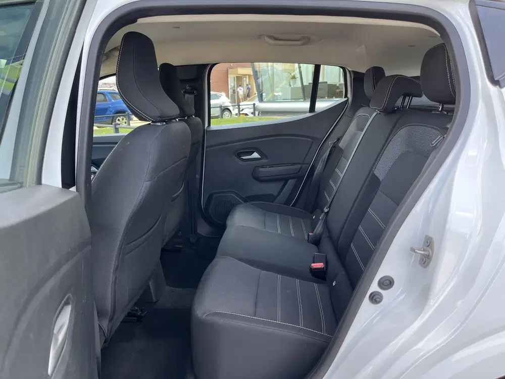Dacia Sandero 1.0 TCe 90 Expression uit 2023, foto 12