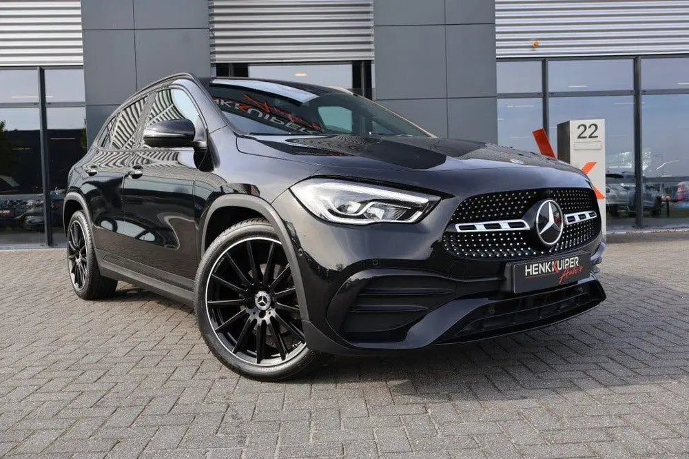 Mercedes-Benz GLA GLA 200 AMG DCT uit 2022, foto 10