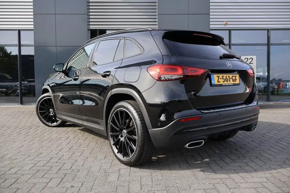 Mercedes-Benz GLA GLA 200 AMG DCT uit 2022, foto 2