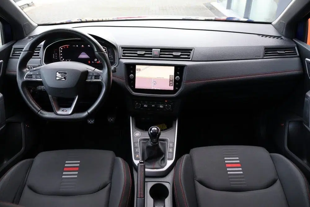 SEAT Arona 1.0 TSI FR Bussines 115pk uit 2019, foto 4