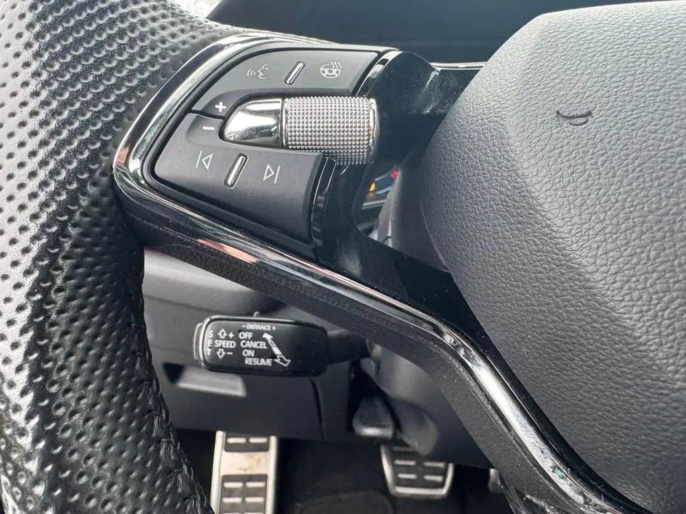 Skoda Octavia 1.4 TSI iV PHEV Sportline 245pk virtual uit 2022, foto 10
