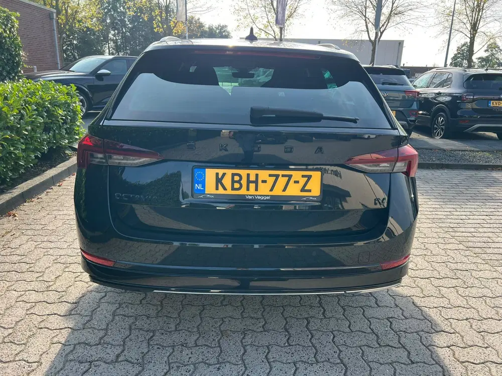 Skoda Octavia 1.4 TSI iV PHEV Sportline 245pk virtual uit 2022, foto 12