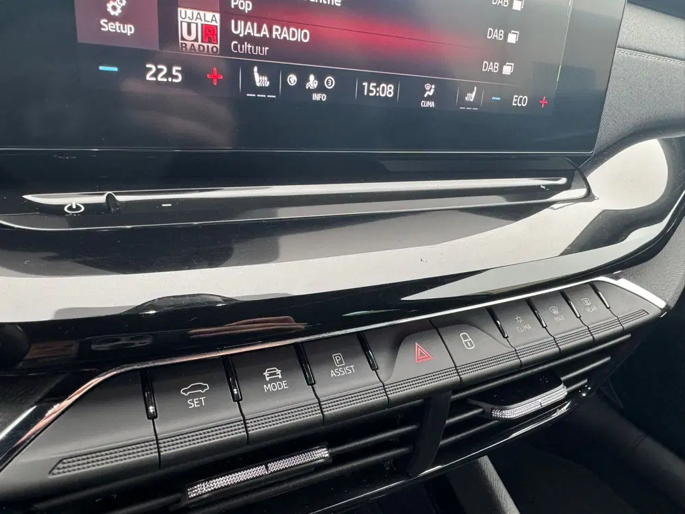 Skoda Octavia 1.4 TSI iV PHEV Sportline 245pk virtual uit 2022, foto 13
