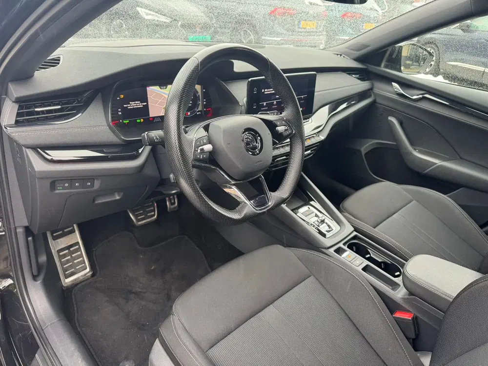 Skoda Octavia 1.4 TSI iV PHEV Sportline 245pk virtual uit 2022, foto 2