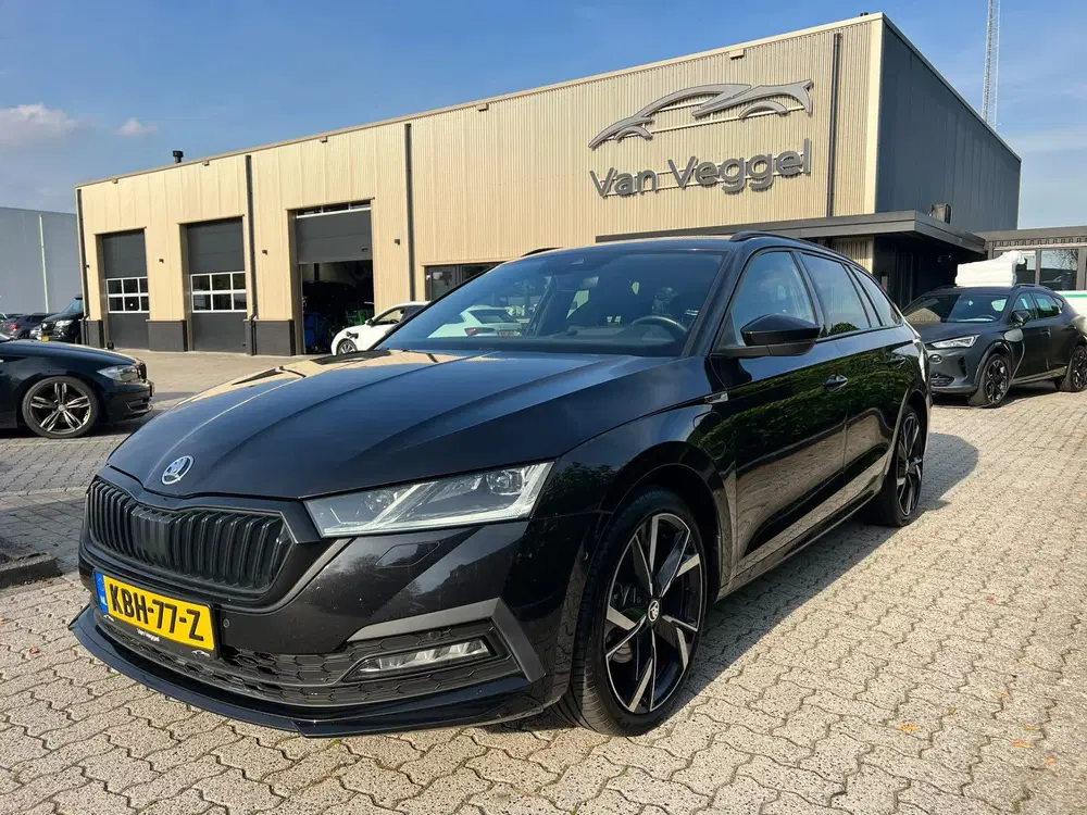 Skoda Octavia 1.4 TSI iV PHEV Sportline 245pk virtual uit 2022, foto 6
