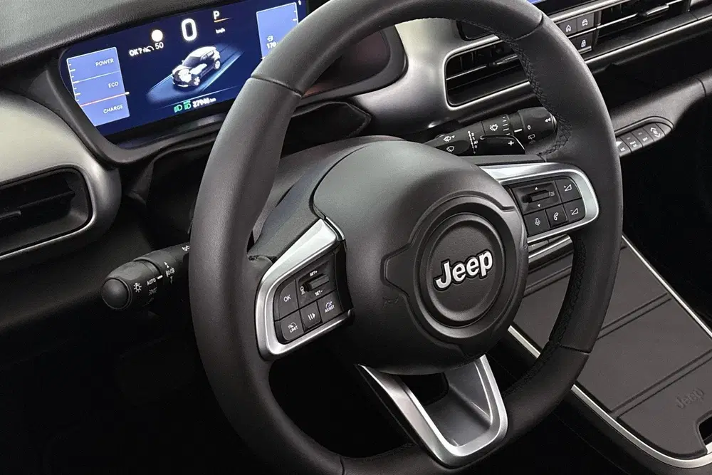 Jeep Avenger 1.2 e-Hybrid Summit Infotainment & Conveni uit 2025, foto 11