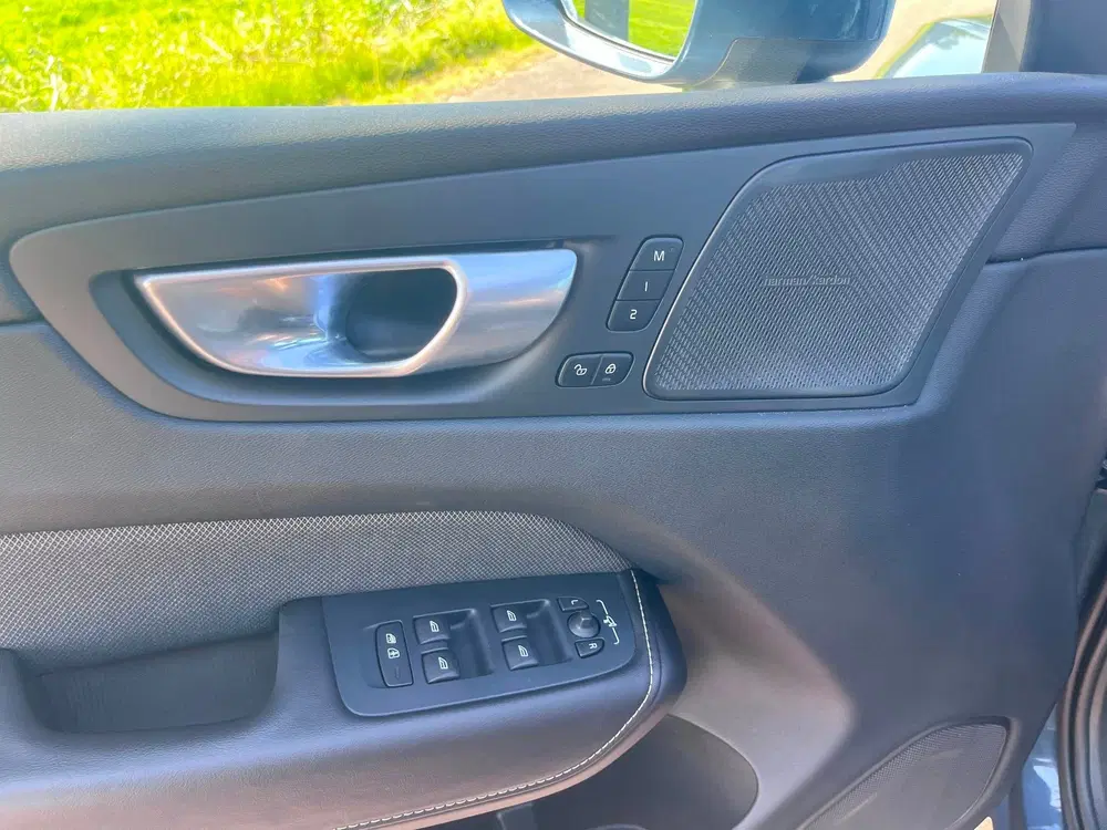 Volvo XC60 2.0 T6 Plug-in hybrid AWD Ultimate Bright uit 2024, foto 14