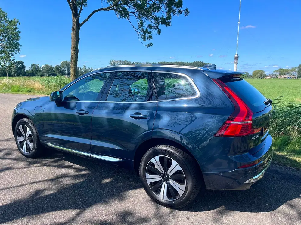 Volvo XC60 2.0 T6 Plug-in hybrid AWD Ultimate Bright uit 2024, foto 4