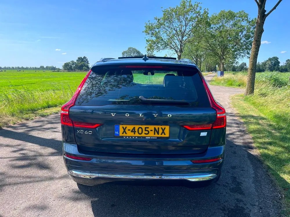 Volvo XC60 2.0 T6 Plug-in hybrid AWD Ultimate Bright uit 2024, foto 5