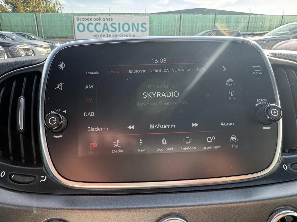 Fiat 500 0.9 TwinAir Turbo Rockstar uit 2020, foto 4