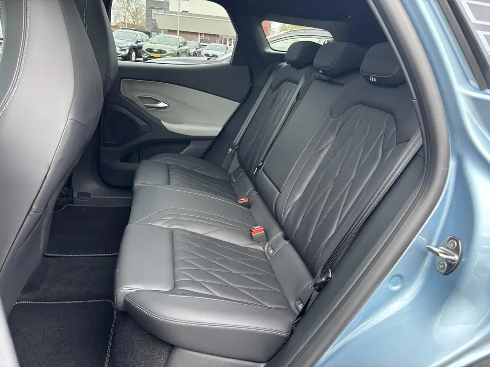 Ford Explorer Premium Extended Range AWD 79 kWh 340pk uit 2024, foto 12