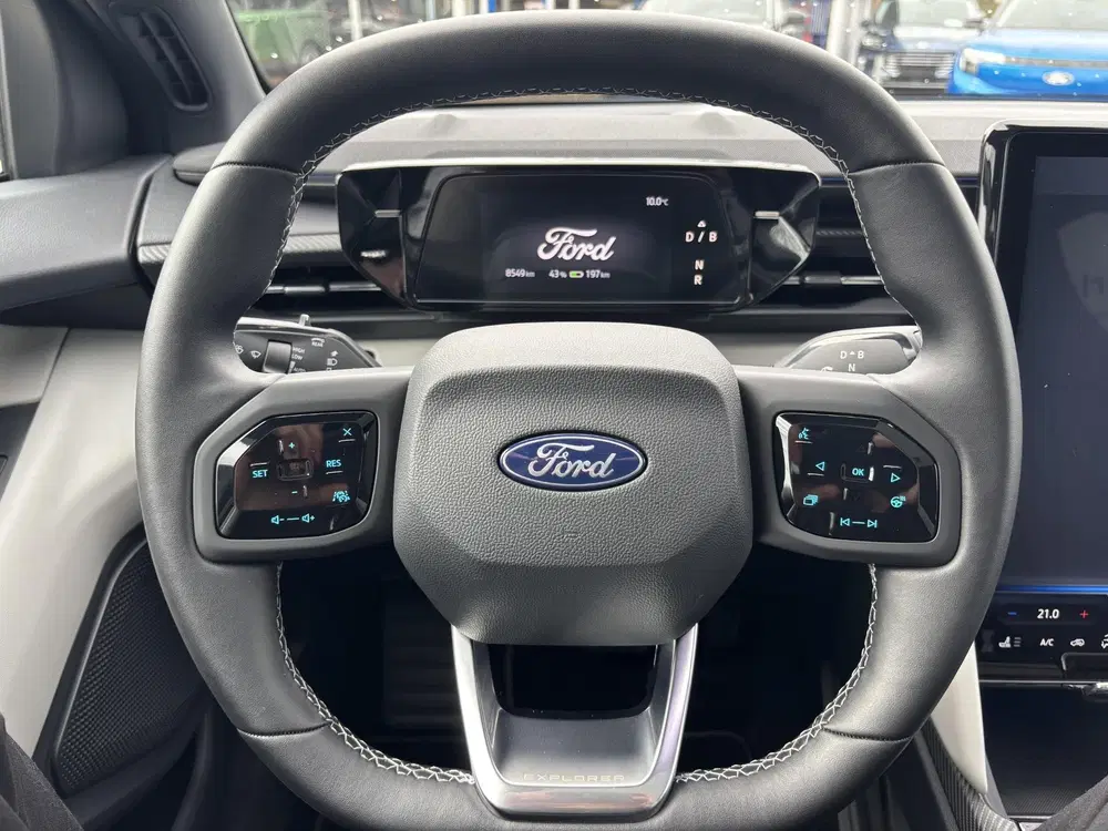 Ford Explorer Premium Extended Range AWD 79 kWh 340pk uit 2024, foto 15