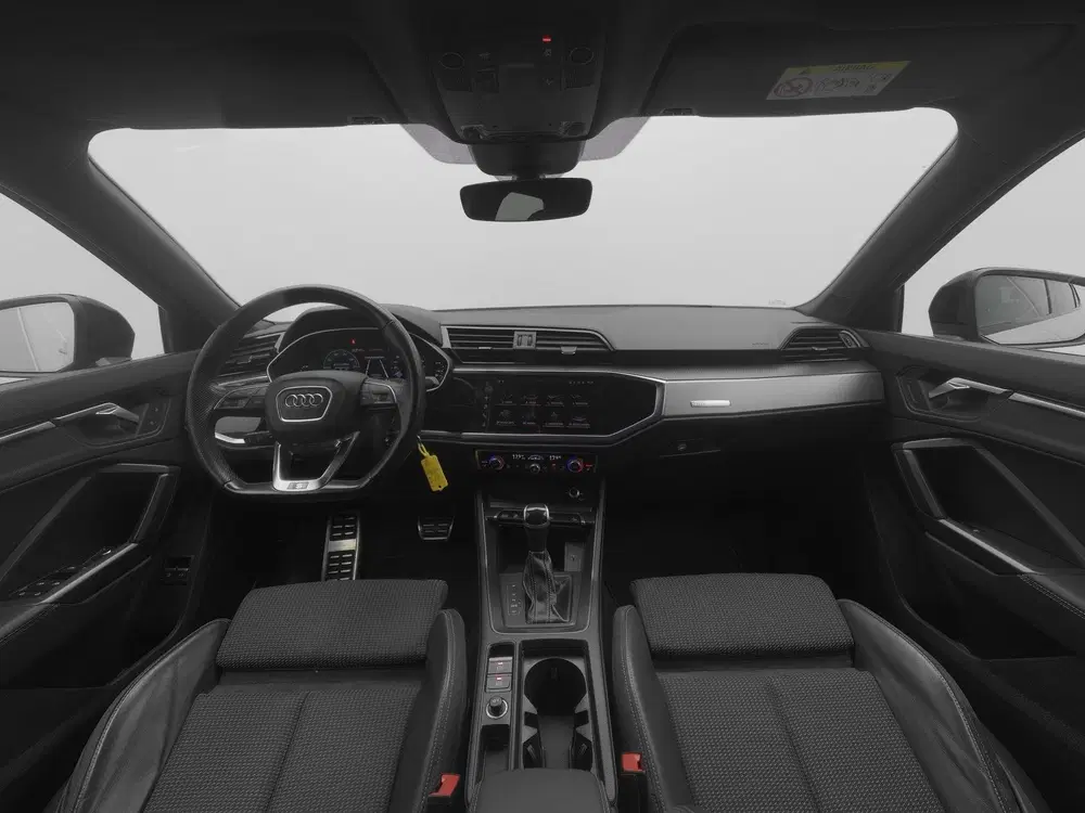 Audi Q3 45 TFSI e 245 PK S Edition Automaat uit 2022, foto 3
