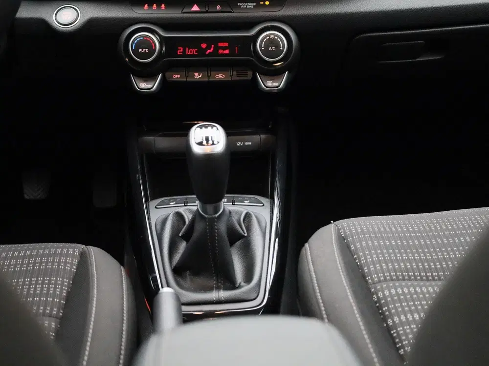 Kia Stonic 1.0 T-GDi MHEV DynamicPlusLine uit 2025, foto 10