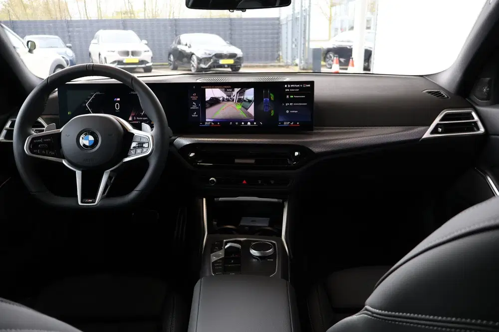 BMW 3-serie 320i M Sport uit 2026, foto 10