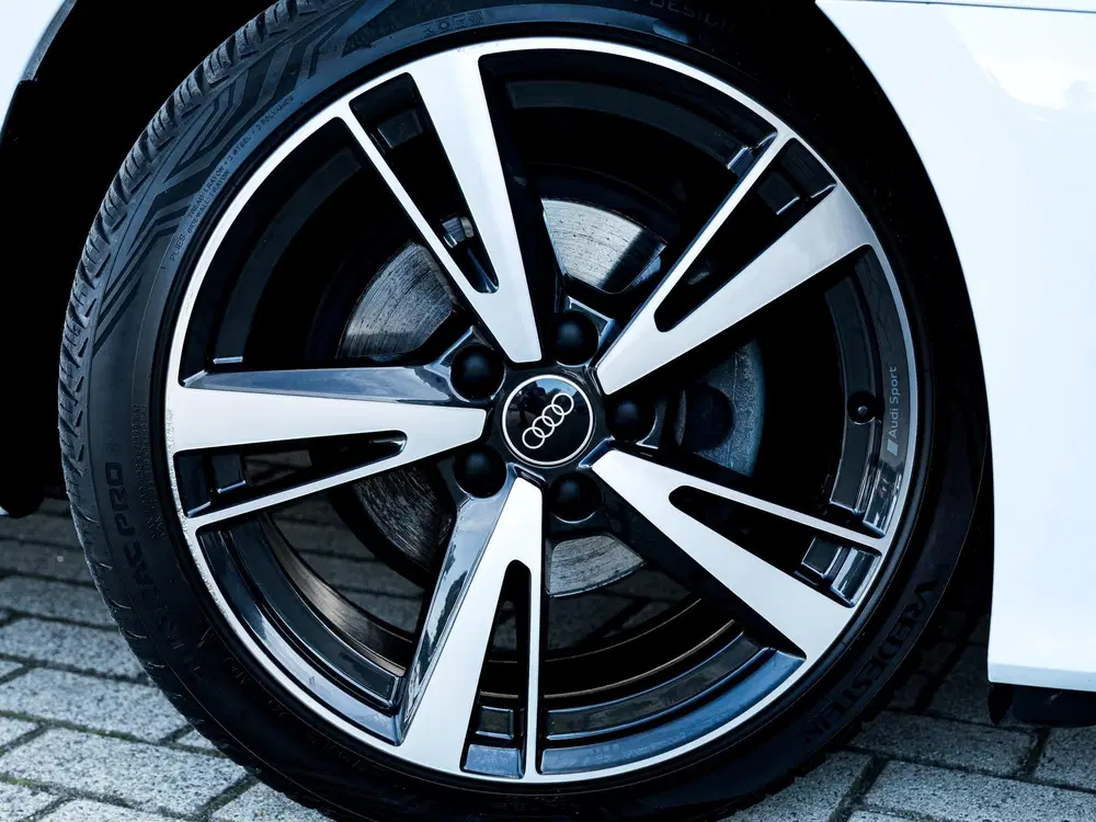 Audi A3 30 TFSI S edition uit 2023, foto 13