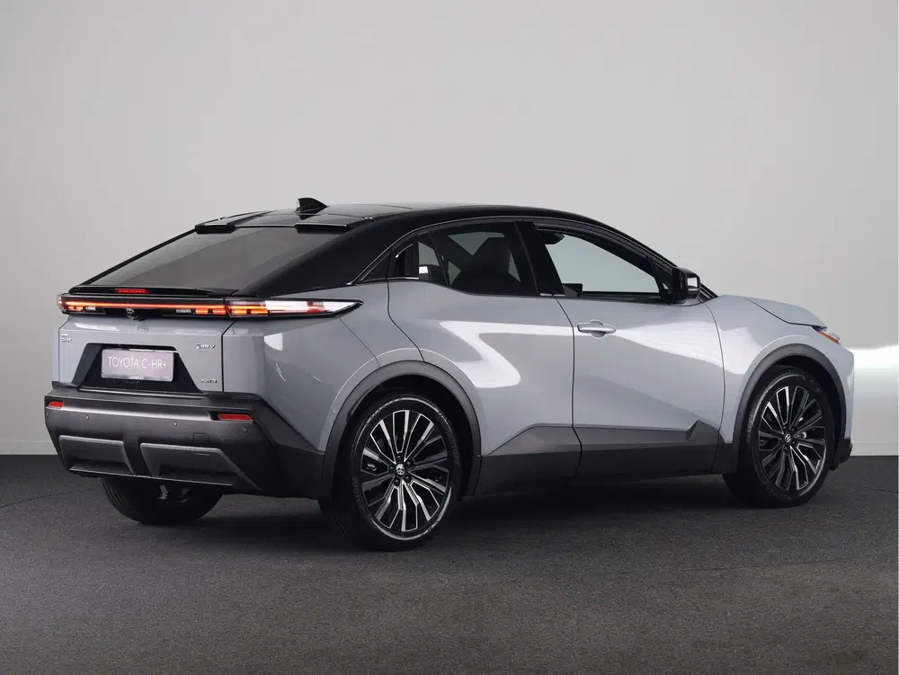Toyota C-HR Executive AWD 77 kWh *EV-Deal* uit 2026, foto 2