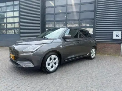 Suzuki Swift 1.2 Select Smart Hybrid Carplay PDC Camera uit 2025