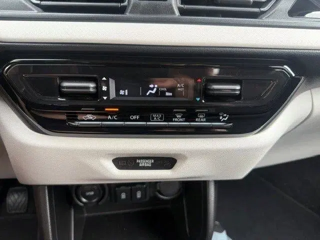 Suzuki Swift 1.2 Select Smart Hybrid Carplay PDC Camera uit 2025, foto 14
