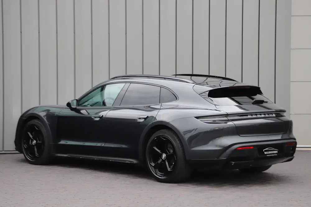 Porsche Taycan 4 93kWh uit 2022, foto 7