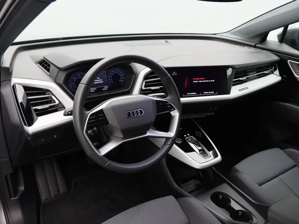 Audi Q4 e-tron 45 Edition 82 kWh 286 Pk uit 2025, foto 3
