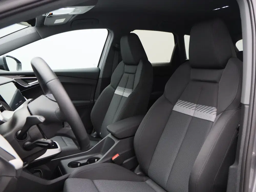 Audi Q4 e-tron 45 Edition 82 kWh 286 Pk uit 2025, foto 5