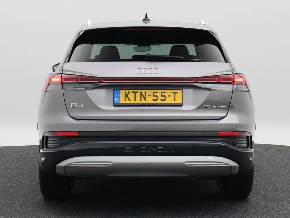 Audi Q4 e-tron 45 Edition 82 kWh 286 Pk uit 2025, foto 6