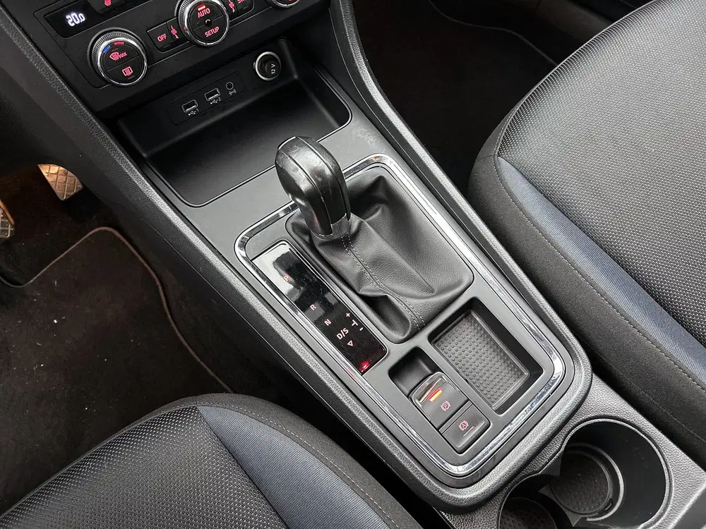 SEAT Ateca 1.5 TSI DSG Style Business Intense uit 2020, foto 11