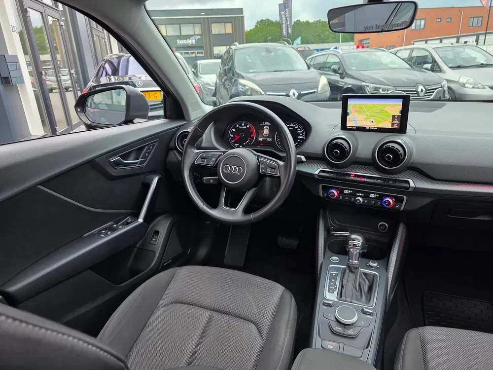 Audi Q2 35 TFSI CoD Sport Edition uit 2019, foto 6
