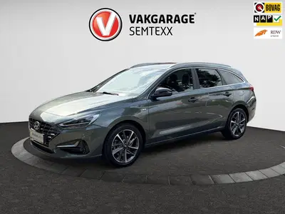 Hyundai i30 1.5 T-GDi MHEV Premium uit 2023