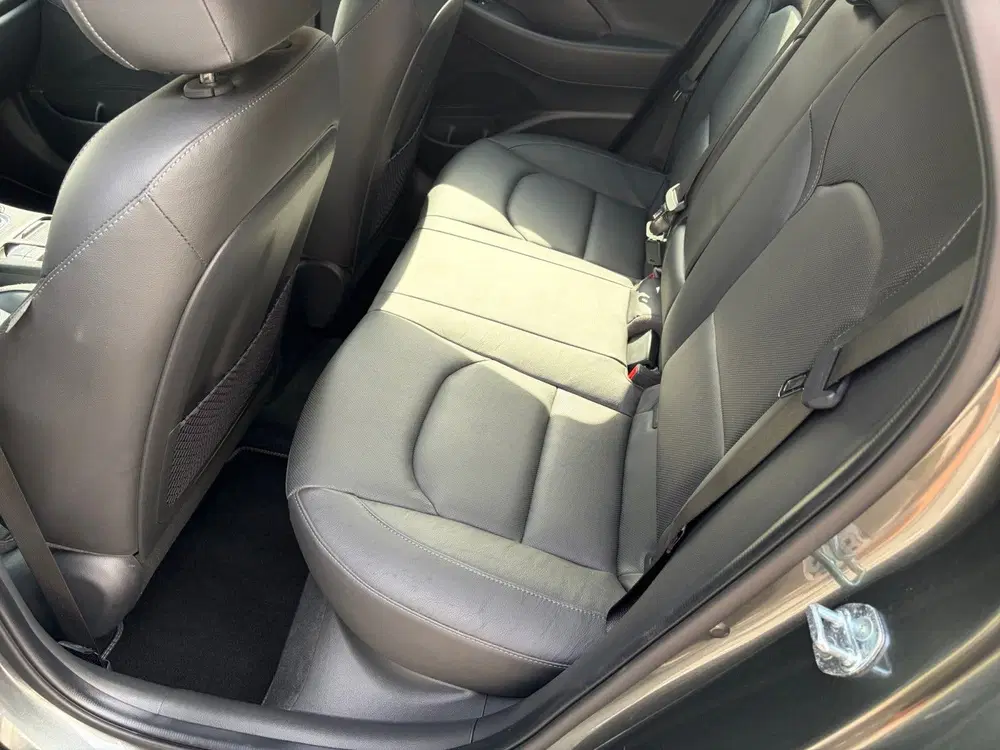 Hyundai i30 1.5 T-GDi MHEV Premium uit 2023, foto 6