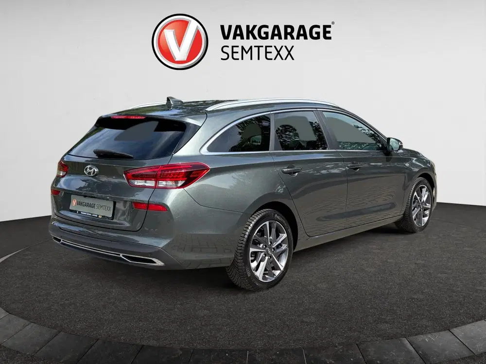 Hyundai i30 1.5 T-GDi MHEV Premium uit 2023, foto 8