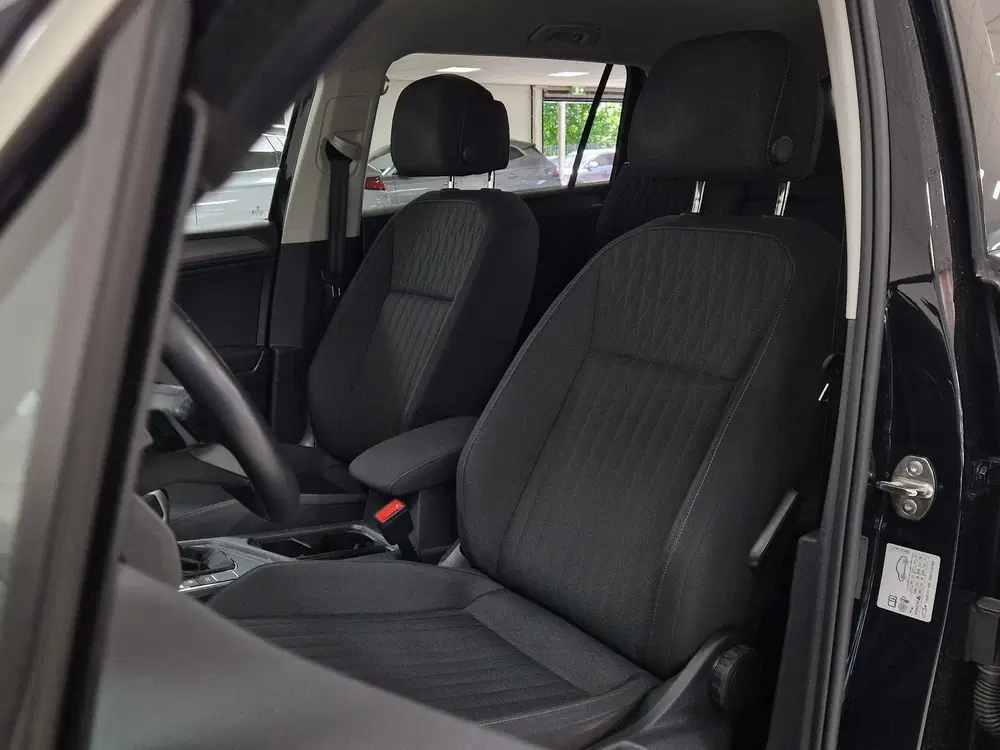 Volkswagen Tiguan Allspace 1.5 TSI Life 7p. 7-ZITS uit 2023, foto 13