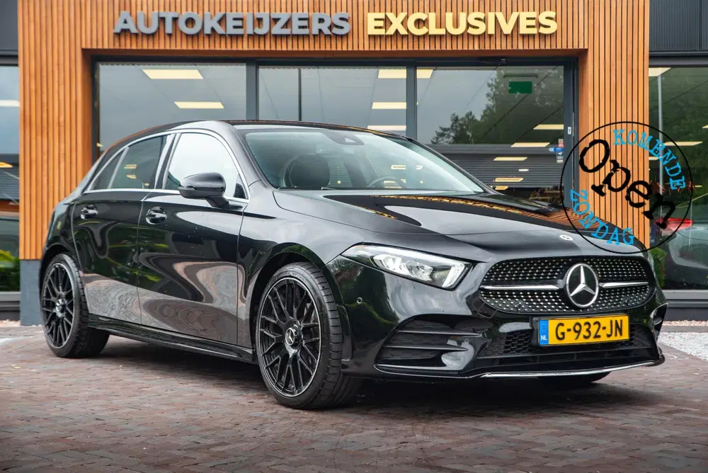 Mercedes-Benz A-Klasse 180 Business Solution AMG Ambient Cru uit 2019