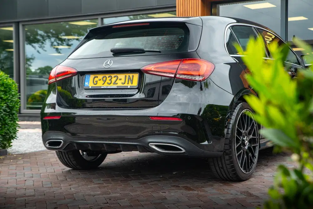 Mercedes-Benz A-Klasse 180 Business Solution AMG Ambient Cru uit 2019, foto 11