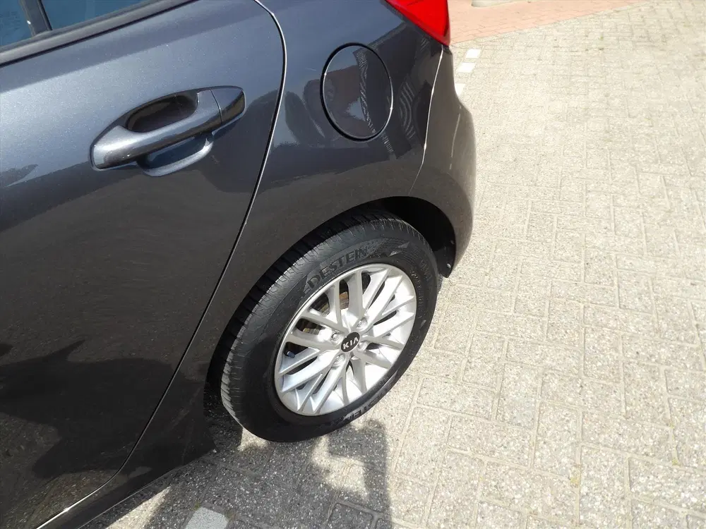 Kia Rio 1.0 Turbo ComfortPlusLine Navigator Org. N uit 2019, foto 7