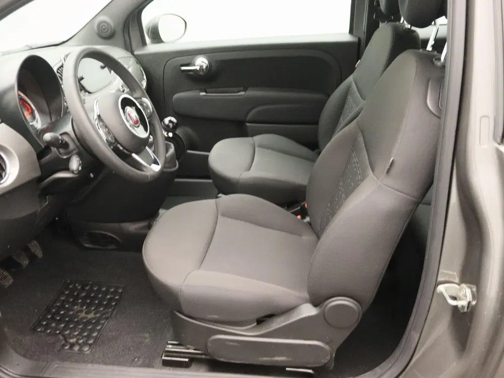 Fiat 500 1.0 Hybrid uit 2023, foto 12