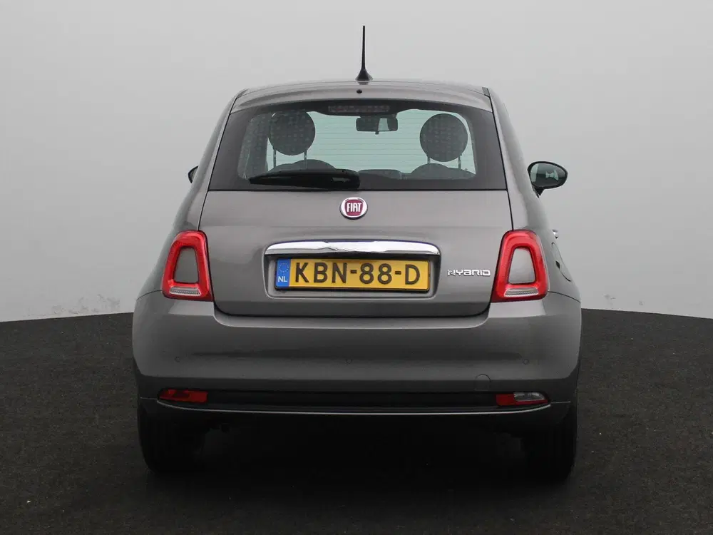 Fiat 500 1.0 Hybrid uit 2023, foto 6