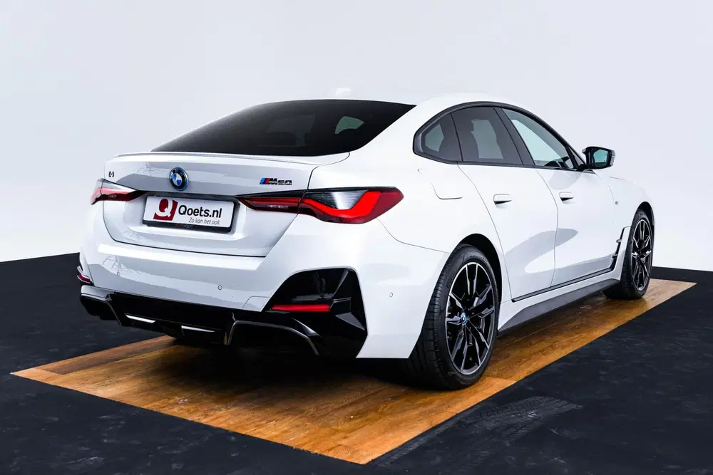 BMW i4 M50 High Executive 84 kWh Trekhaak uit 2024, foto 2