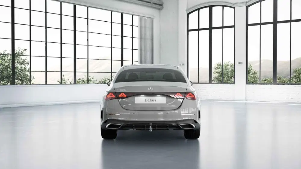 Mercedes-Benz E-Klasse 300e Sport Edition uit 2026, foto 10