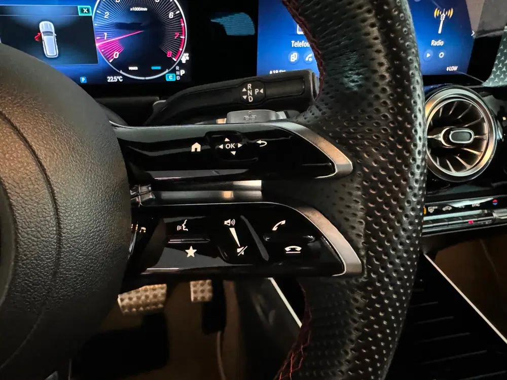Mercedes-Benz GLB 180 Star Edition AMG Line Plus Pano uit 2024, foto 12